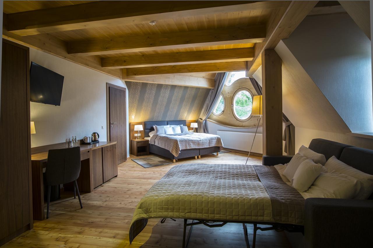 Deluxe Quadruple Room